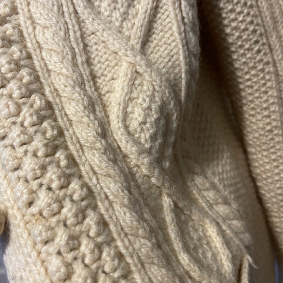 JOSEPH  F. HERON Hand Knitted 💯 % Wool   Womens SWEATER made in IRELAND - Picture 8 of 16